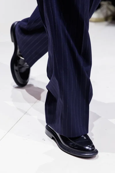Look 51